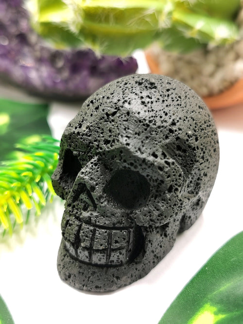 Hand carved skull in black lava stone - reiki/chakra/healing - crystal crafts - weight 70 gm (0.15 lb) and 1.5 inches - Shwasam