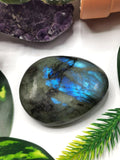 Natural Labradorite palm stones with beautiful blue flash - crystal/chakra/reiki/healing - 2.5 - 3 inches and 100-120 gms weight - Shwasam