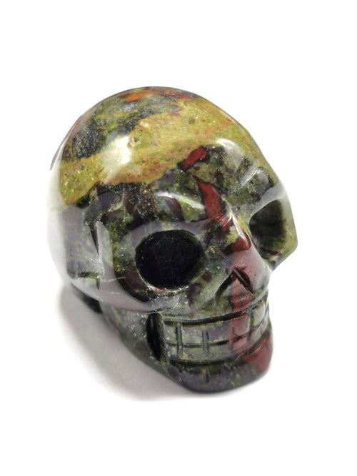 Skull in natural bloodstone jasper - reiki/chakra/healing - crystal crafts - Shwasam