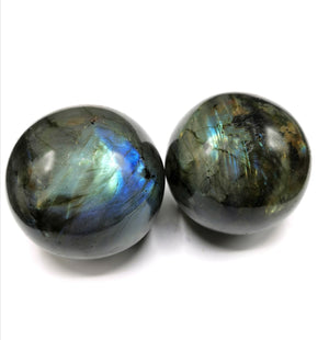 Labradorite sphere/ball with beautiful blue flash - crystal healing - 240 - 320 gms weight - Shwasam