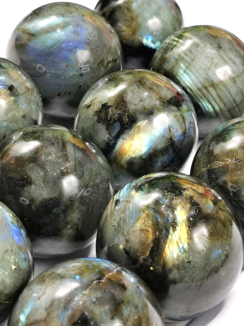 Labradorite sphere/ball with beautiful blue flash - crystal healing - 240 - 320 gms weight - Shwasam