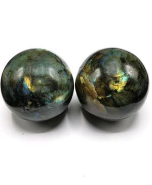 Labradorite sphere/ball with beautiful rainbow flash - crystal healing - 360 gms weight - Shwasam