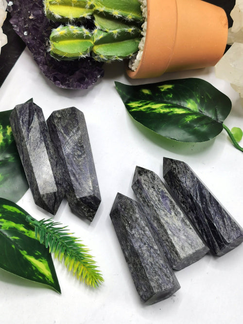 Charoite Point - ONE PIECE - reiki/chakra/healing/energy - 2.8 inch (7 cms) and 60 - 70 gms weight - Shwasam