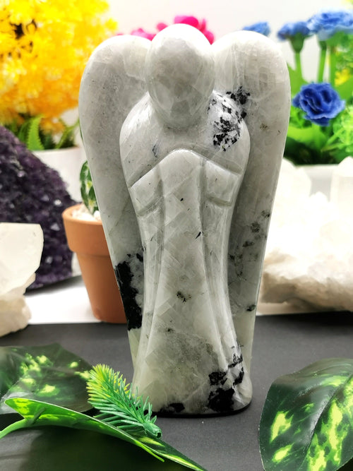 Moonstone Angel figurine - Crystal Healing / Good luck angel statue in gemstone 620gms - Shwasam