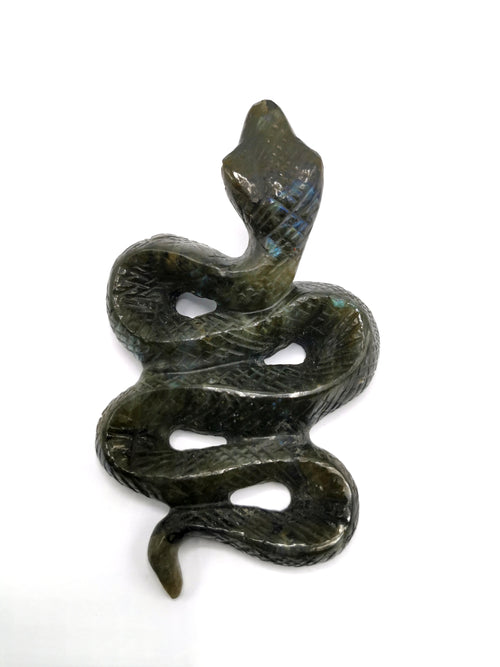 Slithering snake carving in Labradorite stone - crystal healing / chakra / reiki / energy - 5 inches and 160 gms (0.35 lb) animal carving