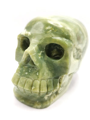 Hand carved skull in natural serpentine stone - reiki/chakra/healing - crystal crafts - weight 474 gm (1.05 lb) and 3 inches