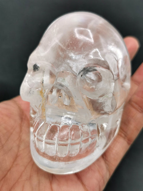 Skull in natural clear quartz stone - reiki/chakra/healing - crystal crafts - weight 374 gm (0.83 lb) and 3 inches