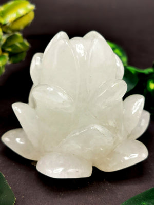 Beautiful white quartz hand carved lotus flower carving - crystal/gemstone carvings - 2.5 inch and 366 gms (0.81 lb) - ONE PIECE ONLY