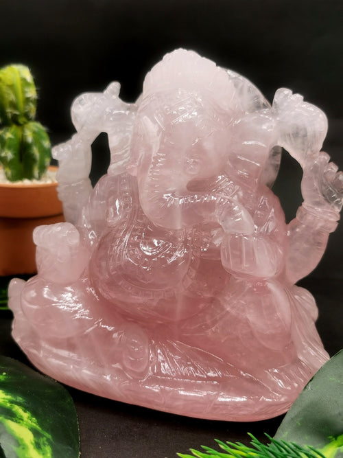 Majestic Rose Quartz Handmade Carving of Ganesh - Lord Ganesha Idol| Sculpture in Crystals - Reiki/Chakra/Healing - 5 inch & 1.5 kg (3.3 lb)