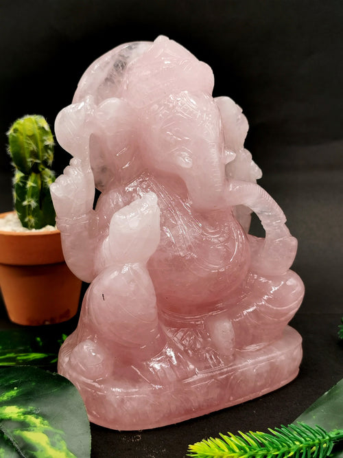 Majestic Rose Quartz Handmade Carving of Ganesh -Lord Ganesha Idol| Sculpture in Crystals -Reiki/Chakra/Healing - 6 inch & 1.77 kg (3.89 lb)