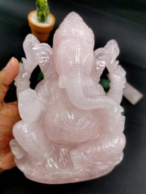 Majestic Rose Quartz Handmade Carving of Ganesh -Lord Ganesha Idol| Sculpture in Crystals -Reiki/Chakra/Healing -7.5 inch & 2.32 kg (5.1 lb)
