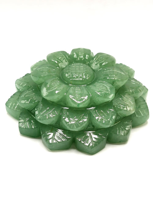 Beautiful green aventurine hand carved zinnia flower carving - crystal/gemstone carvings - 2.7 inch and 130 gms (0.29 lb) - ONE PIECE ONLY