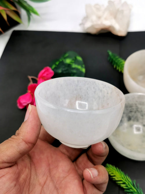 Beautiful white quartz hand carved round bowls - 3 inches diameter and 170 gms (0.37 lb) - ONE BOWL ONLY