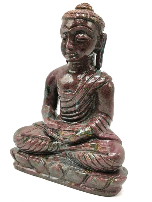 Ruby Kyanite Buddha - handmade carving of serene and meditating Lord Buddha - crystal/reiki/healing - 7 inches and 1.51 kg (3.32 lb)