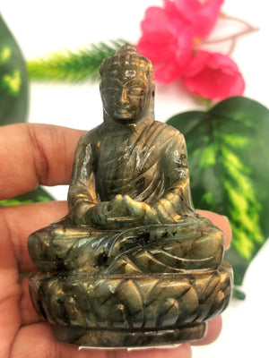 Labradorite Buddha - handmade carving of serene and meditating Lord Buddha - crystal/reiki/healing - 3.2 inches and 155 gms (0.34 lb)