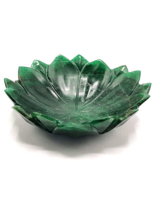 Beautiful green aventurine hand carved lotus bowls - 6 inches diameter and 440 gms (0.97 lb) - ONE BOWL ONLY