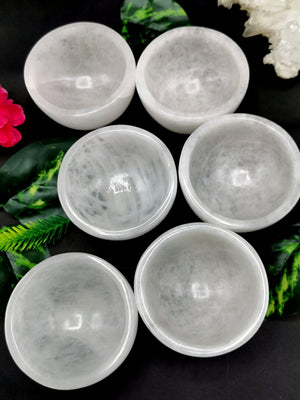 Beautiful white quartz hand carved bowls - 3 inches diameter and 190 gms (0.42 lb) - ONE BOWL ONLY