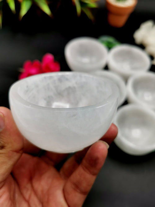 Beautiful white quartz hand carved bowls - 3 inches diameter and 190 gms (0.42 lb) - ONE BOWL ONLY