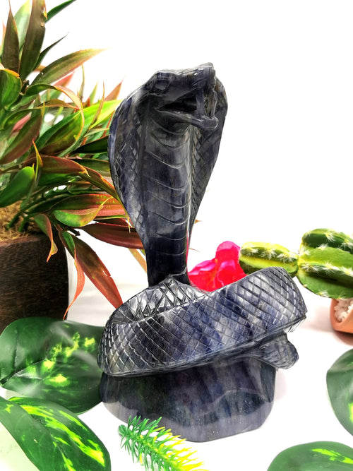 Cobra snake carving in Blue Aventurine stone - crystal healing / chakra / reiki / energy - 5.8 inches and 750 gms (1.65 lb) Animal carving
