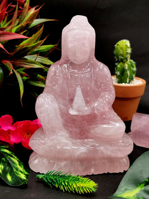 Rose Quartz Kwan Yin - handmade carving of Guanyin in sitting posture - crystal/reiki/healing - 7 inches and 1.16 kg (2.55 lb)