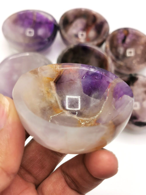 Set of 4 beautiful Amethyst hand carved round bowls - 2 inches diameter and total weight 225 gms (0.49 lb) - FIVE BOWLS