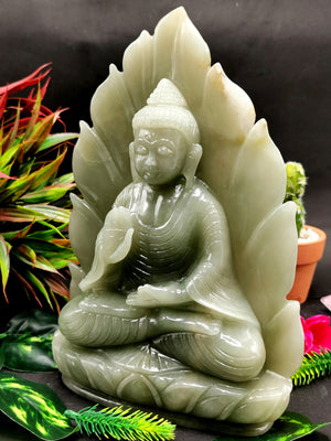 Light Green Aventurine Buddha - handmade carving of serene and meditating Lord Buddha - crystal/reiki/healing - 9 in and 2.12 kg (4.66 lb)