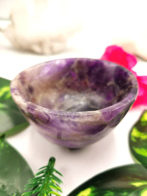 Beautiful Amethyst hand carved round bowls - 3 inches diameter and weight 172 gms (0.38 lb) - ONE BOWL ONLY