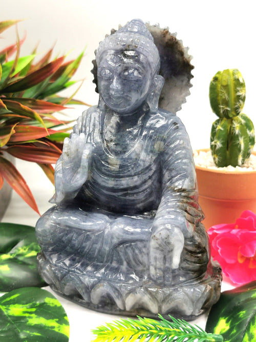 Iolite Buddha - handmade carving of serene and meditating Lord Buddha - crystal/reiki/healing - 6 inches and 1.16 kg (2.55 lb)