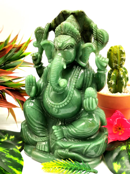Green Aventurine Carving of Ganesh - Lord Ganesha Idol in Crystals/Gemstone - Reiki/Chakra/Healing/Energy - 6.5 in and 1.43 kg (3.15 lb)