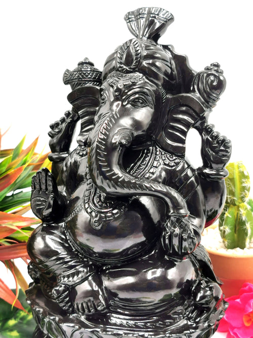 Majestic Black Agate Carving of Ganesh - Lord Ganesha Idol in Crystals/Gemstone - Reiki/Chakra/Healing/Energy - 9 in and 3.53 kg (7.76 lb)