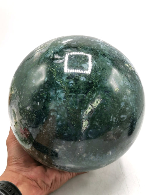Large natural Moss Agate stone sphere/ball - Energy/Reiki/Crystal Healing - 7 inches (17.5 cms) diameter and 8.3 kg (18.25 lb)