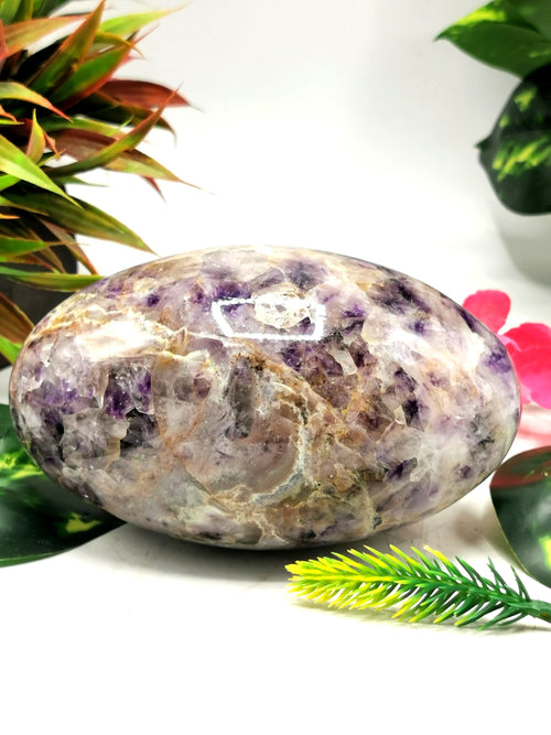 Breathtaking natural Amethyst Lingam/Shivling - Energy/Reiki/Crystal Healing - 4.7 inches (11.75 cms) length and 990 gms (2.18 lb)