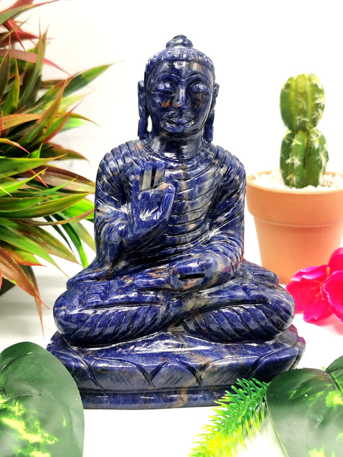 Sodalite Buddha - handmade carving of serene and meditating Lord Buddha - crystal/reiki/healing - 6 inches and 890 gms (1.96 lb)
