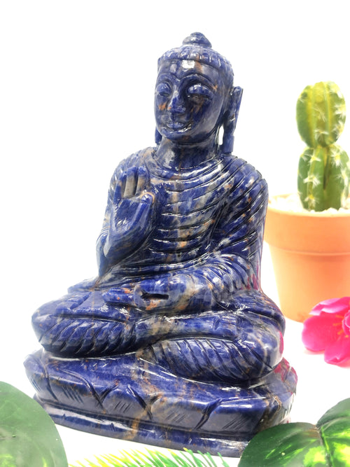 Sodalite Buddha - handmade carving of serene and meditating Lord Buddha - crystal/reiki/healing - 6 inches and 890 gms (1.96 lb)