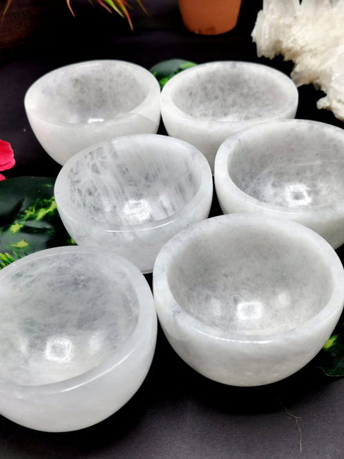 Beautiful white quartz hand carved bowls - 3 inches diameter and 190 gms (0.42 lb) - ONE BOWL ONLY