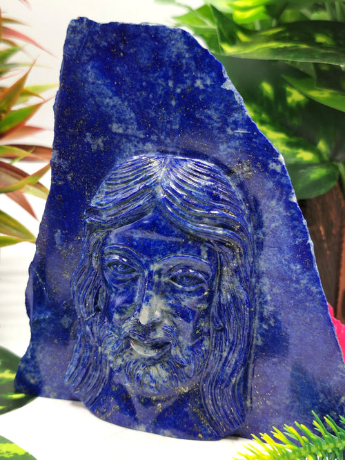 Lord Jesus majestic carving in natural lapis lazuli stone | hand carved in gemstones | crystal/reiki - 5.5 inches and 625 gms (1.38 lb)