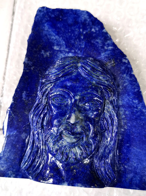 Lord Jesus majestic carving in natural lapis lazuli stone | hand carved in gemstones | crystal/reiki - 5.5 inches and 625 gms (1.38 lb)