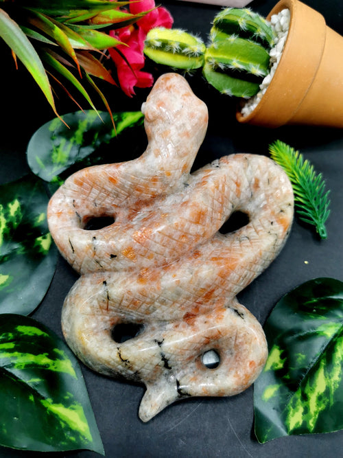 Slithering snake carving in sunstone - crystal healing / chakra / reiki / energy - 5.5 inches and 690 gms (1.52 lb)