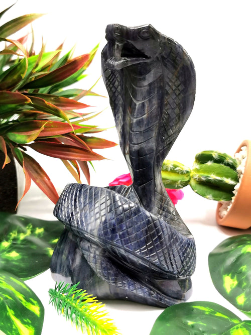 Cobra snake carving in Blue Aventurine stone - crystal healing / chakra / reiki / energy - 5.8 inches and 750 gms (1.65 lb) Animal carving