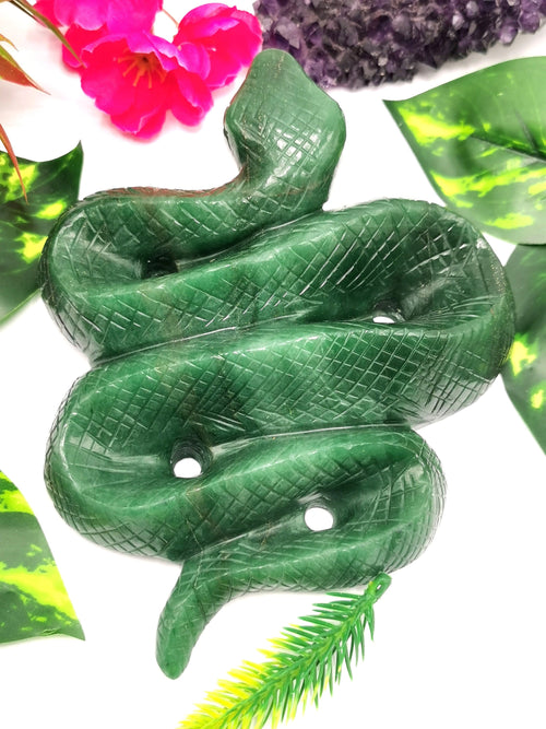 Slithering snake carving in dark green aventurine stone - crystal healing / chakra / reiki / energy - 6 inches and 750 gms (1.65 lb)