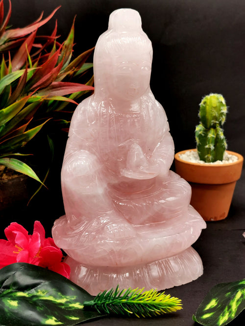 Rose Quartz Guanyin - handmade carving of Kwan Yin in sitting posture - crystal/reiki/healing - 7.6 inches and 1.69 kg (3.72 lb)
