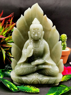 Light Green Aventurine Buddha - handmade carving of serene and meditating Lord Buddha - crystal/reiki/healing - 9 in and 2.12 kg (4.66 lb)