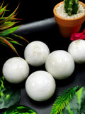 Amazing natural Scolecite stone sphere/ball - Energy/Reiki/Crystal Healing - 1.8 inches (4.5 cms) diameter and 110 gms (0.24 lb)