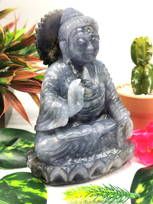 Iolite Buddha - handmade carving of serene and meditating Lord Buddha - crystal/reiki/healing - 6 inches and 1.16 kg (2.55 lb)