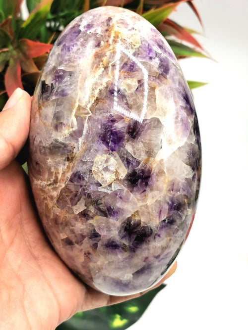 Breathtaking natural Amethyst Lingam/Shivling - Energy/Reiki/Crystal Healing - 4.7 inches (11.75 cms) length and 990 gms (2.18 lb)