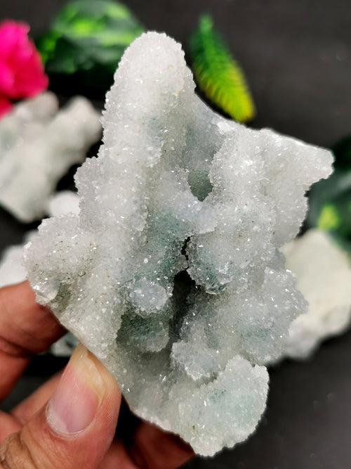 Set of coral mineral natural free forms (lot of 4 pieces) - reiki/energy/chakra/healing - 2 to 2.5 inches and 0.375 kg (0.825 lb)