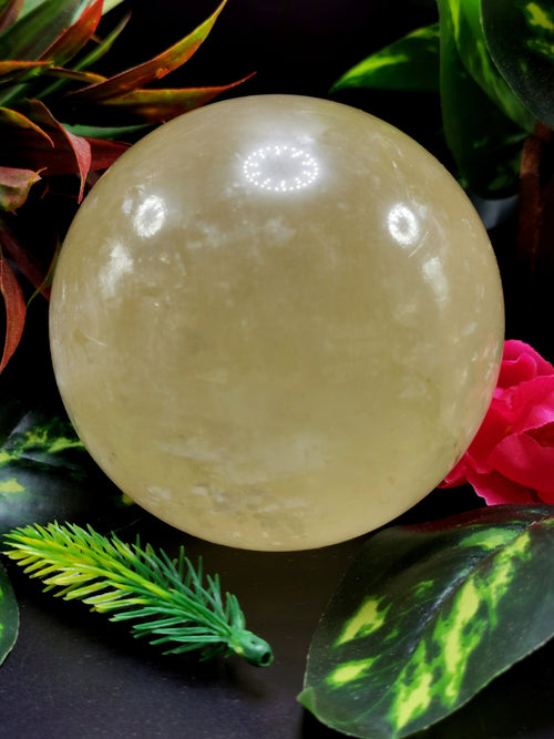 Large natural calcite sphere/ball - handmade carvings - energy/chakra/reiki - 3.5 inch (8.75 cms) dia and 1.11 kgs (2.44 lb)
