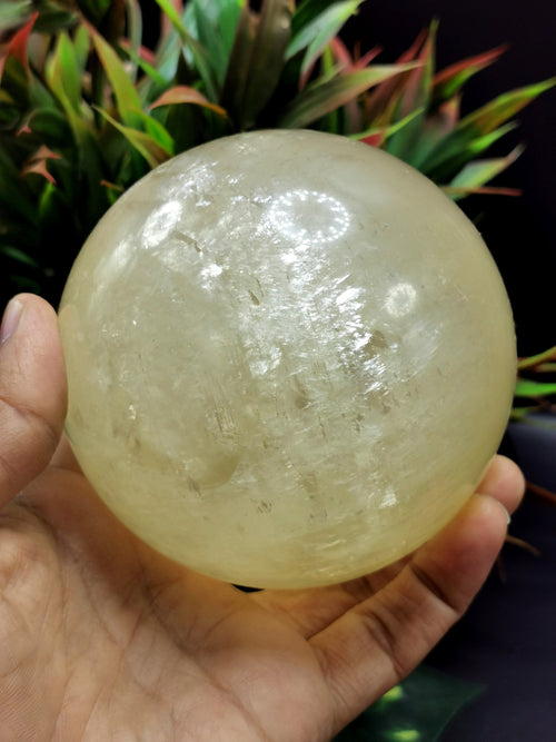 Large natural calcite sphere/ball - handmade carvings - energy/chakra/reiki - 3.5 inch (8.75 cms) dia and 1.11 kgs (2.44 lb)