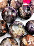 Amazing natural Amethyst stone sphere/ball - Energy/Reiki/Crystal Healing - 1.8 inches diameter and 140 gms (0.31 lb) - ONE PIECE ONLY