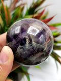 Amazing natural Amethyst stone sphere/ball - Energy/Reiki/Crystal Healing - 1.8 inches diameter and 140 gms (0.31 lb) - ONE PIECE ONLY